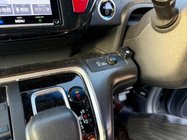 ステップワゴンスパーダ スパーダハイブリッド　Ｇ　ホンダセンシング　ギャザズナビ（20枚目）