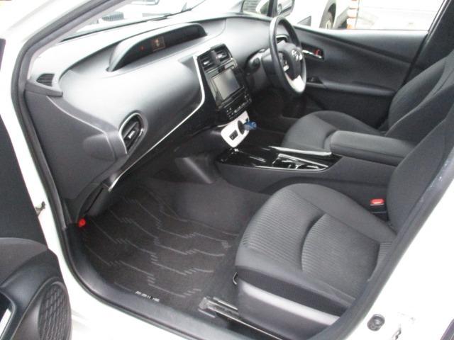 プリウス A LED フロントフォグランプ アルミホイール フルセグ(22枚目)