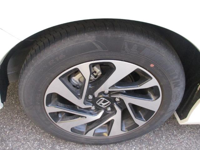 シビック セダン　メモリーナビ　フルセグ　ＥＴＣ　シートヒーター（23枚目）