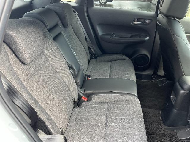 フィット e:HEVホーム スマートキー バックカメラ 障害物センサー(8枚目)