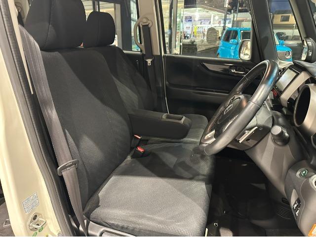 N-BOXカスタム G・ターボパッケージ 両側電動ドア フロントフォグランプ(4枚目)
