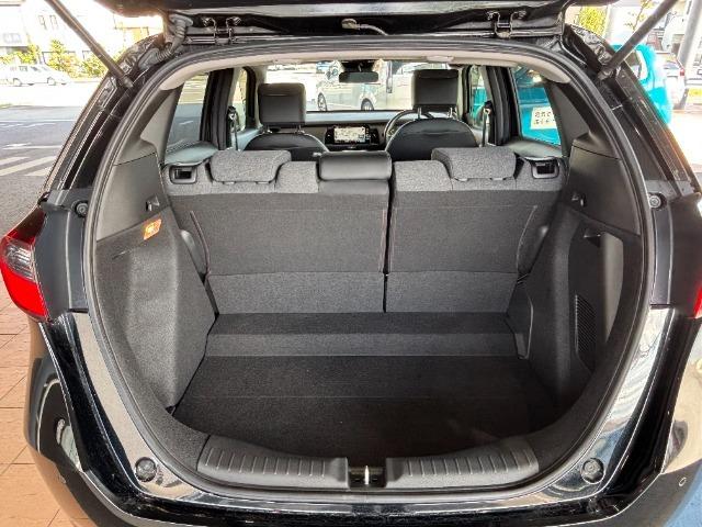 フィット ｅ：ＨＥＶホーム　ホンダコネクトナビ　ホンダセンシング（12枚目）