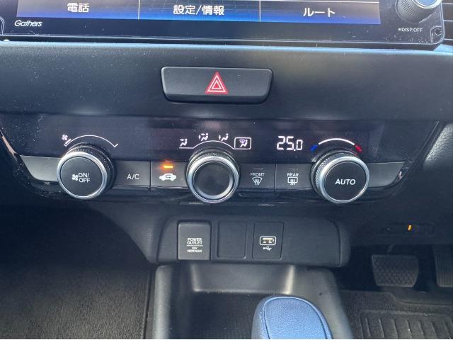 フィット ｅ：ＨＥＶホーム　ブラックスタイル　ホンダコネクトナビ（12枚目）