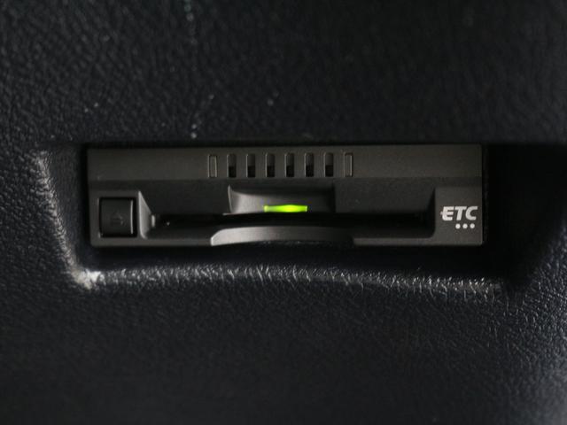X 7人乗り/禁煙車/1タッチ電動スライドドア/社外ナビ/地デジ/UVカットガラス/アイドリングストップ/ETC/3列目床下収納シート/横滑防止/シートリフター/チルトステア/ドアバイザー&フロアマット(7枚目)