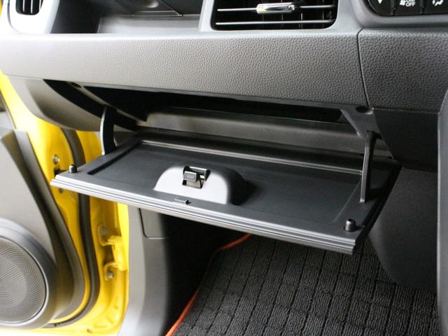 Ｎ－ＯＮＥ ＲＳ　６速マニュアル　２トーンカラー　ディスプレイオーディオ　バックカメラ　ドラレコ　ＥＴＣ　禁煙車　ホンダセンシング　電子制御パーキングブレーキ　ＬＥＤヘッド　シートヒーター　純正１５インチアルミ（50枚目）