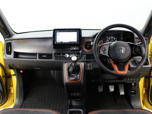 N-ONE RS 6速マニュアル 2トーン 純正ナビ バックカメラ ETC ホンダセンシング シートヒーター 純正15インチアルミ LEDヘッドライト 大型リアスポイラー 電子パーキング オートブレーキホールド(8枚目)