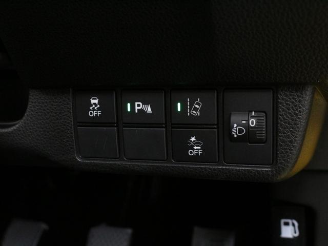 N-ONE RS 6速マニュアル 2トーン 純正ナビ バックカメラ ETC ホンダセンシング シートヒーター 純正15インチアルミ LEDヘッドライト 大型リアスポイラー 電子パーキング オートブレーキホールド(56枚目)