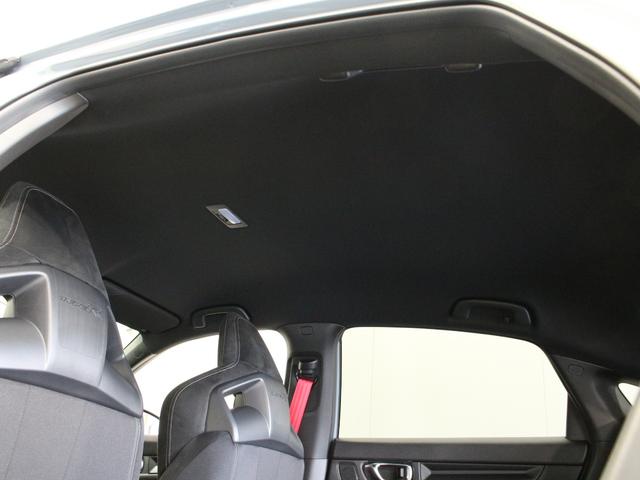 シビック タイプRレーシングブラックパッケージ ホンダコネクトディスプレー バックカメラ ブラックスエードスポーツシート レブマッチシステム Bremboキャリパー フルLEDヘッド トリプルマフラー 純正ブラック塗装19インチアルミ ETC(40枚目)