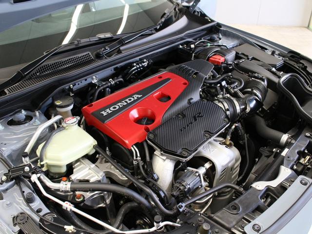 シビック タイプRレーシングブラックパッケージ ホンダコネクトディスプレー バックカメラ ブラックスエードスポーツシート レブマッチシステム Bremboキャリパー フルLEDヘッド トリプルマフラー 純正ブラック塗装19インチアルミ ETC(76枚目)