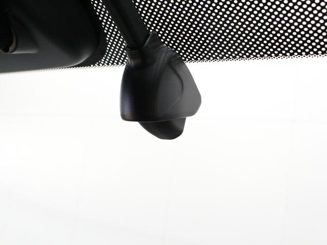 シビック ハッチバック　後期型　ホンダセンシング　純正ナビ　バックカメラ　ドライブレコーダー　ＥＴＣ　ＬＥＤヘッドライト　純正１８インチアルミ　シートヒーター　パワーシート　スマートキー　ワンオーナー　禁煙車（15枚目）