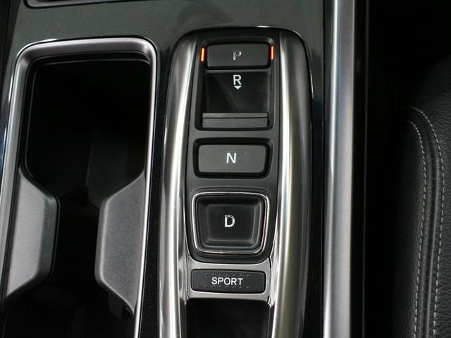 アコードハイブリッド EX サンルーフ 黒革シート シートヒーター 純正インターナビ バックカメラ サイドカメラ ドライブレコーダー ETC LEDヘッドライト ホンダセンシング スマートキー 純正18インチアルミ 禁煙車(14枚目)