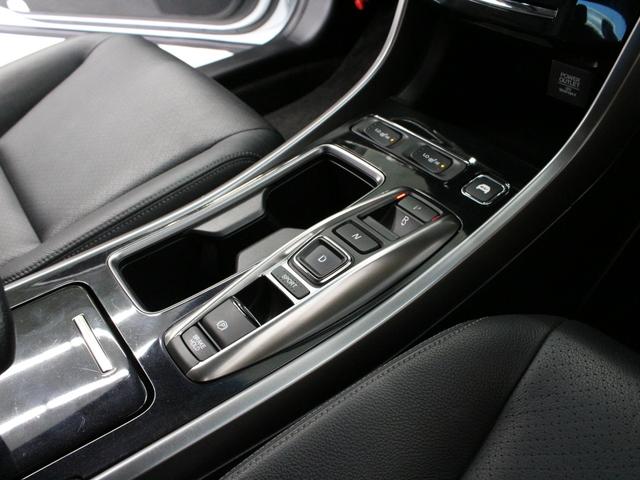 アコードハイブリッド EX サンルーフ 黒革シート シートヒーター 純正インターナビ バックカメラ サイドカメラ ドライブレコーダー ETC LEDヘッドライト ホンダセンシング スマートキー 純正18インチアルミ 禁煙車(52枚目)