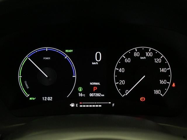 ヴェゼル ｅ：ＨＥＶＸ・ＨｕＮＴパッケージ　弊社試乗車　純正コネクトナビ　ルーフレール　ホンダセンシング　ＬＥＤヘッドライト　純正１６インチアルミ　スマートキー　禁煙車　クルーズコントロール　オートエアコン　革巻きステアリング（62枚目）