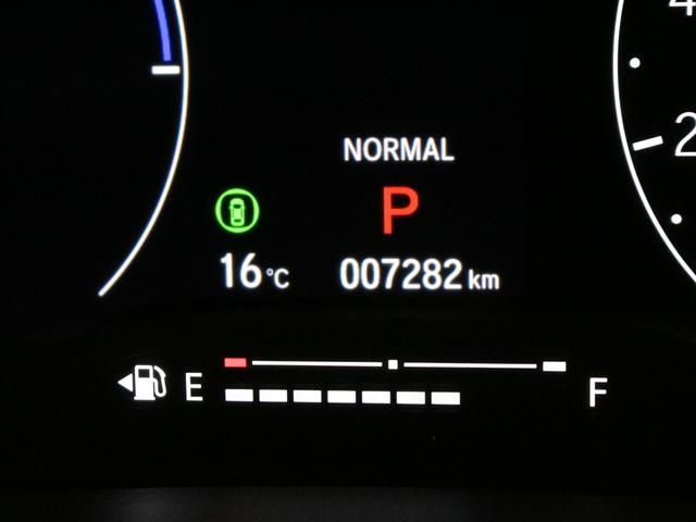 ヴェゼル ｅ：ＨＥＶＸ・ＨｕＮＴパッケージ　弊社試乗車　純正コネクトナビ　ルーフレール　ホンダセンシング　ＬＥＤヘッドライト　純正１６インチアルミ　スマートキー　禁煙車　クルーズコントロール　オートエアコン　革巻きステアリング（63枚目）