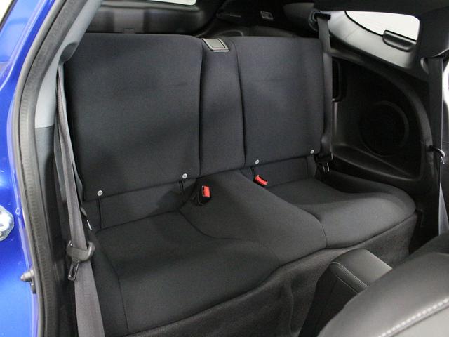 ＣＲ－Ｚ αファイナルレーベル　６速マニュアル　純正インターナビ　ハイパワーサウンドシステム　ＥＴＣ　バックカメラ　軽量１７インチアルミ　スマートキー　専用コンビシート　クルーズコントロール　オートエアコン　ＬＥＤヘッド　禁煙車（16枚目）