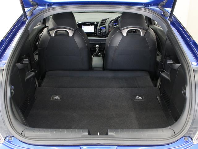 ＣＲ－Ｚ αファイナルレーベル　６速マニュアル　純正インターナビ　ハイパワーサウンドシステム　ＥＴＣ　バックカメラ　軽量１７インチアルミ　スマートキー　専用コンビシート　クルーズコントロール　オートエアコン　ＬＥＤヘッド　禁煙車（17枚目）
