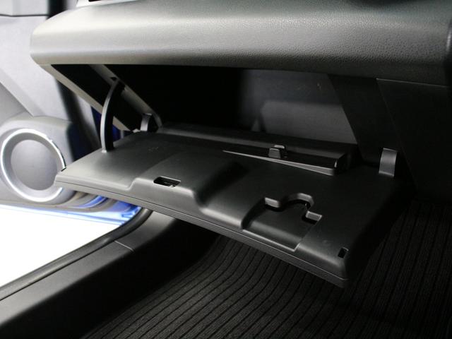 ＣＲ－Ｚ αファイナルレーベル　６速マニュアル　純正インターナビ　ハイパワーサウンドシステム　ＥＴＣ　バックカメラ　軽量１７インチアルミ　スマートキー　専用コンビシート　クルーズコントロール　オートエアコン　ＬＥＤヘッド　禁煙車（48枚目）