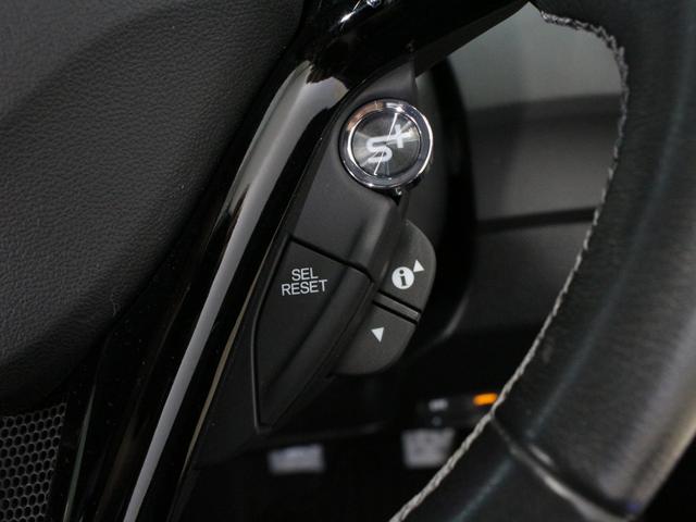 ＣＲ－Ｚ αファイナルレーベル　６速マニュアル　純正インターナビ　ハイパワーサウンドシステム　ＥＴＣ　バックカメラ　軽量１７インチアルミ　スマートキー　専用コンビシート　クルーズコントロール　オートエアコン　ＬＥＤヘッド　禁煙車（51枚目）