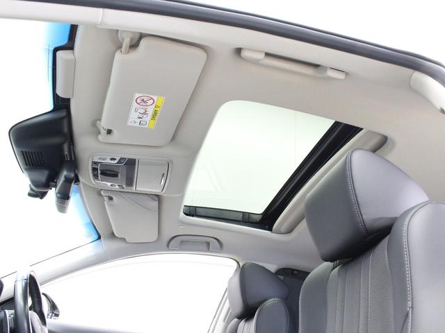 アコード ＥＸ　サンルーフ　純正メモリーナビ　バックカメラ　ドラレコ前後　黒革シート　ヘッドアップディスプレー　シートヒーター　パワーシート　ワイヤレス充電器　ＬＥＤヘッドライト　純正１８インチアルミ　ＥＴＣ（5枚目）