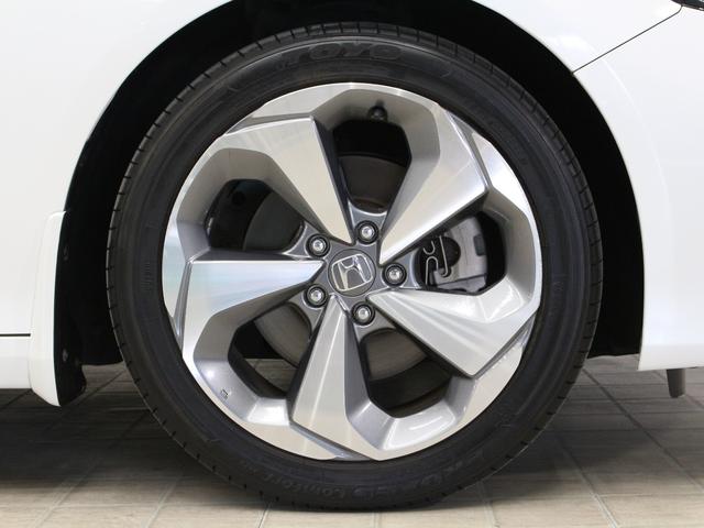 アコード ＥＸ　サンルーフ　純正メモリーナビ　バックカメラ　ドラレコ前後　黒革シート　ヘッドアップディスプレー　シートヒーター　パワーシート　ワイヤレス充電器　ＬＥＤヘッドライト　純正１８インチアルミ　ＥＴＣ（30枚目）