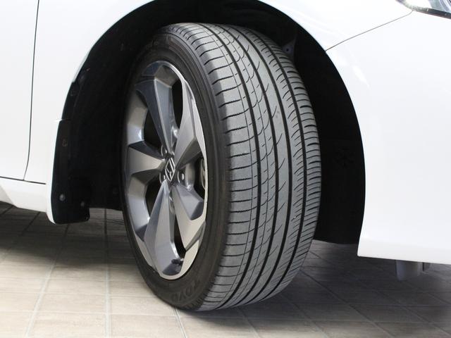 アコード ＥＸ　サンルーフ　純正メモリーナビ　バックカメラ　ドラレコ前後　黒革シート　ヘッドアップディスプレー　シートヒーター　パワーシート　ワイヤレス充電器　ＬＥＤヘッドライト　純正１８インチアルミ　ＥＴＣ（35枚目）