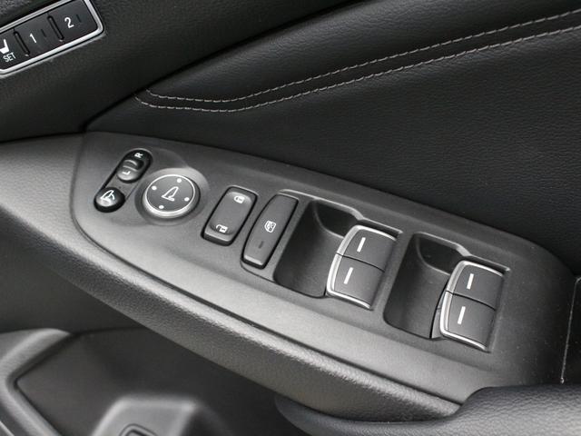 アコード ＥＸ　サンルーフ　純正メモリーナビ　バックカメラ　ドラレコ前後　黒革シート　ヘッドアップディスプレー　シートヒーター　パワーシート　ワイヤレス充電器　ＬＥＤヘッドライト　純正１８インチアルミ　ＥＴＣ（57枚目）