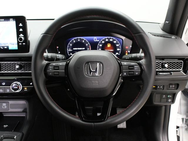 シビック ＥＸ　６速マニュアル　純正９型コネクトナビ　バックカメラ　ドラレコ前後　ＢＯＳＥプレミアムサウンド　シートヒーター　ワイヤレス充電器　アダプティブドライビングビーム　純正１８インチアルミ　ＥＴＣ　禁煙車（13枚目）