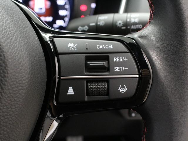 シビック ＥＸ　６速マニュアル　純正９型コネクトナビ　バックカメラ　ドラレコ前後　ＢＯＳＥプレミアムサウンド　シートヒーター　ワイヤレス充電器　アダプティブドライビングビーム　純正１８インチアルミ　ＥＴＣ　禁煙車（15枚目）