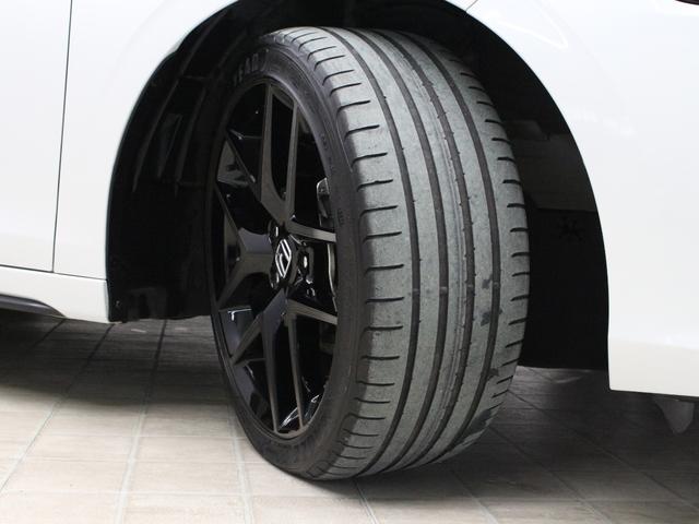 シビック ＥＸ　６速マニュアル　純正９型コネクトナビ　バックカメラ　ドラレコ前後　ＢＯＳＥプレミアムサウンド　シートヒーター　ワイヤレス充電器　アダプティブドライビングビーム　純正１８インチアルミ　ＥＴＣ　禁煙車（35枚目）