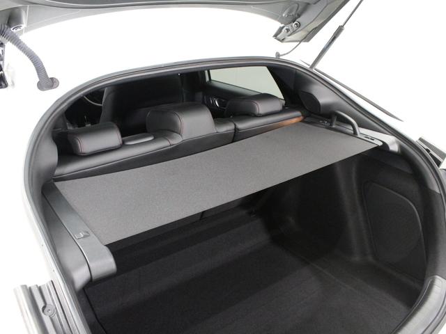 シビック ＥＸ　６速マニュアル　純正９型コネクトナビ　バックカメラ　ドラレコ前後　ＢＯＳＥプレミアムサウンド　シートヒーター　ワイヤレス充電器　アダプティブドライビングビーム　純正１８インチアルミ　ＥＴＣ　禁煙車（42枚目）