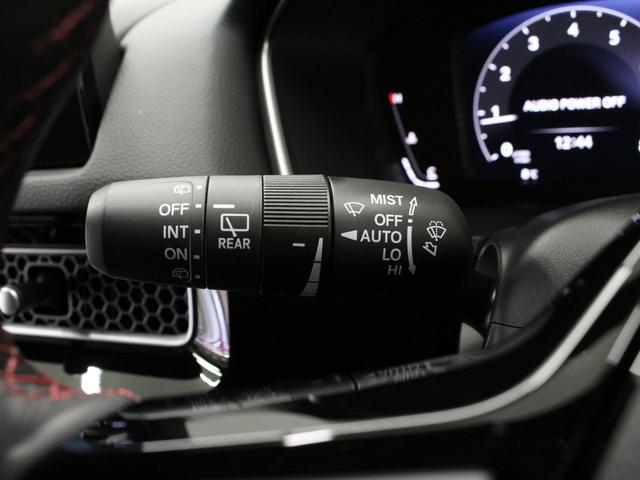 シビック ＥＸ　６速マニュアル　純正９型コネクトナビ　バックカメラ　ドラレコ前後　ＢＯＳＥプレミアムサウンド　シートヒーター　ワイヤレス充電器　アダプティブドライビングビーム　純正１８インチアルミ　ＥＴＣ　禁煙車（57枚目）