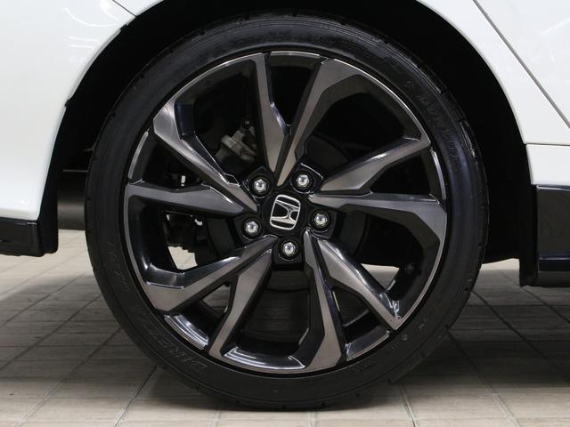 シビック ハッチバック　純正メモリーナビ　バックカメラ　ドラレコ　シートヒーター　ＬＥＤヘッドライト　渋滞追従機能　電子制御パーキングブレーキ　オートブレーキホールド　フルオートエアコン　純正１８インチアルミ　ＥＴＣ　禁煙車（26枚目）