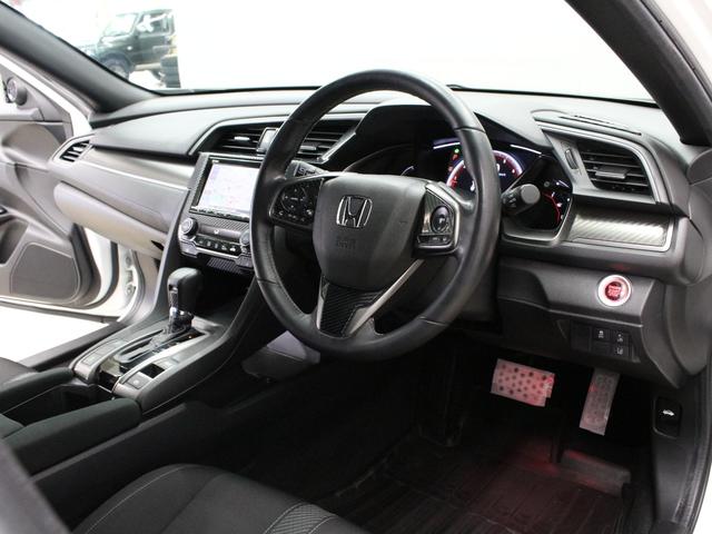 シビック ハッチバック　純正メモリーナビ　バックカメラ　ドラレコ　シートヒーター　ＬＥＤヘッドライト　渋滞追従機能　電子制御パーキングブレーキ　オートブレーキホールド　フルオートエアコン　純正１８インチアルミ　ＥＴＣ　禁煙車（32枚目）