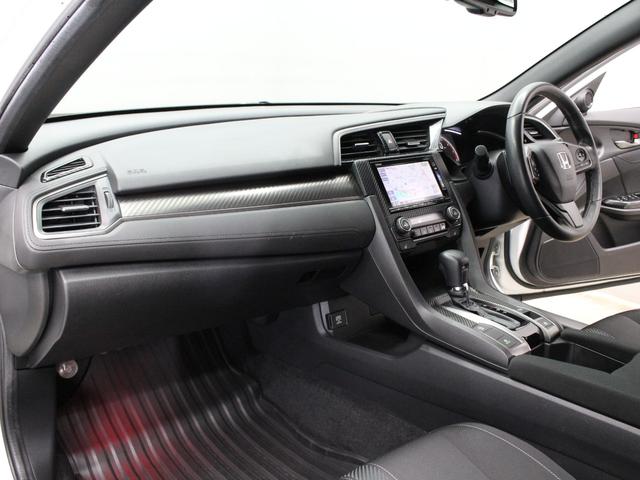 シビック ハッチバック　純正メモリーナビ　バックカメラ　ドラレコ　シートヒーター　ＬＥＤヘッドライト　渋滞追従機能　電子制御パーキングブレーキ　オートブレーキホールド　フルオートエアコン　純正１８インチアルミ　ＥＴＣ　禁煙車（33枚目）