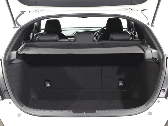 シビック ハッチバック　純正メモリーナビ　バックカメラ　ドラレコ　シートヒーター　ＬＥＤヘッドライト　渋滞追従機能　電子制御パーキングブレーキ　オートブレーキホールド　フルオートエアコン　純正１８インチアルミ　ＥＴＣ　禁煙車（36枚目）