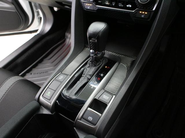 シビック ハッチバック　純正メモリーナビ　バックカメラ　ドラレコ　シートヒーター　ＬＥＤヘッドライト　渋滞追従機能　電子制御パーキングブレーキ　オートブレーキホールド　フルオートエアコン　純正１８インチアルミ　ＥＴＣ　禁煙車（48枚目）