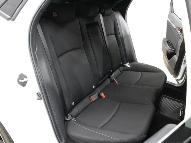 シビック ハッチバック　純正メモリーナビ　バックカメラ　ドラレコ　シートヒーター　ＬＥＤヘッドライト　渋滞追従機能　電子制御パーキングブレーキ　オートブレーキホールド　フルオートエアコン　純正１８インチアルミ　ＥＴＣ　禁煙車（65枚目）