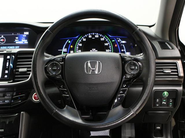 アコードハイブリッド EX サンルーフ 黒革シート 純正メモリーナビ バックカメラ ETC シートヒーター パワーシート 電動リヤサンシェード 電子制御パーキング ブレーキホールド LEDヘッドライト 純正18インチアルミ(12枚目)