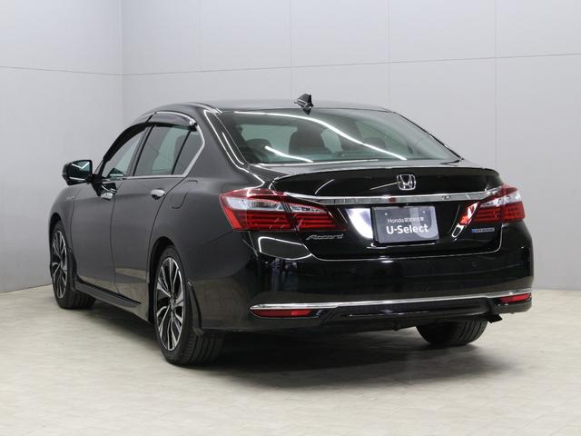 アコードハイブリッド EX サンルーフ 黒革シート 純正メモリーナビ バックカメラ ETC シートヒーター パワーシート 電動リヤサンシェード 電子制御パーキング ブレーキホールド LEDヘッドライト 純正18インチアルミ(24枚目)