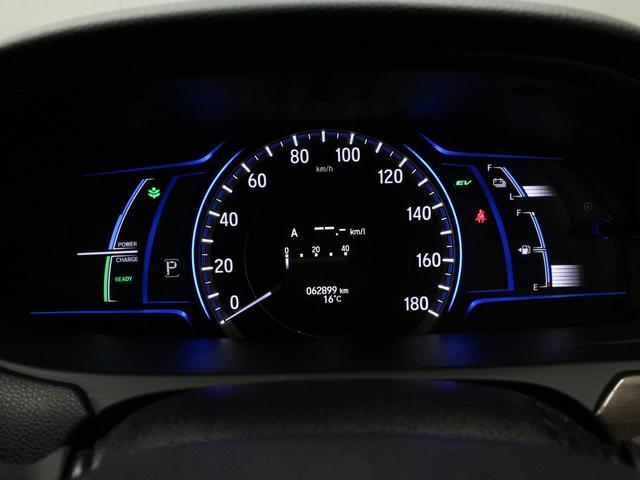 アコードハイブリッド EX サンルーフ 黒革シート 純正メモリーナビ バックカメラ ETC シートヒーター パワーシート 電動リヤサンシェード 電子制御パーキング ブレーキホールド LEDヘッドライト 純正18インチアルミ(69枚目)