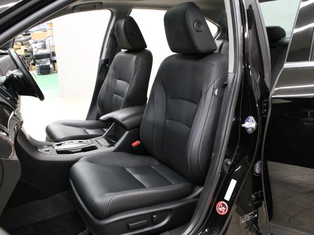 アコードハイブリッド EX サンルーフ 黒革シート 純正メモリーナビ バックカメラ ETC シートヒーター パワーシート 電動リヤサンシェード 電子制御パーキング ブレーキホールド LEDヘッドライト 純正18インチアルミ(71枚目)