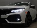 ハッチバック　純正メモリーナビ　バックカメラ　ドラレコ　シートヒーター　ＬＥＤヘッドライト　渋滞追従機能　電子制御パーキングブレーキ　オートブレーキホールド　フルオートエアコン　純正１８インチアルミ　ＥＴＣ　禁煙車（17枚目）