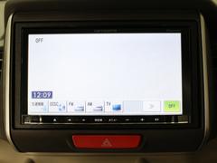 弊社では、御納車前におクルマの法定整備（２４ヶ月点検または１２ヶ月点検）ならびに消耗部品の新品交換を無償で実施しております♪詳しい内容は、営業スタッフにお問い合わせください！ 4