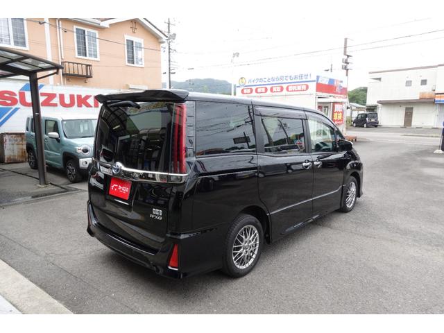 ノア ハイブリッドＳｉ　ダブルバイビーＩＩＩ　当社お客様下取り車★Ｗンオーナー★禁煙車★前後ドライブレコーダー★ＥＴＣ★ＢＫカメラ★ＳＤナビ★フルセグＴＶ★Ｃソナー★オートクルーズコントロール★レーンアシスト★衝突被害軽減★両側電動スライドドア★（15枚目）