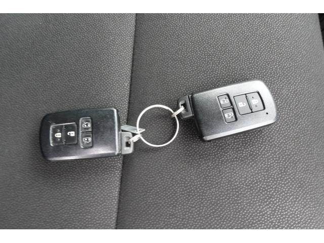 ノア ハイブリッドＳｉ　ダブルバイビーＩＩＩ　当社お客様下取り車★Ｗンオーナー★禁煙車★前後ドライブレコーダー★ＥＴＣ★ＢＫカメラ★ＳＤナビ★フルセグＴＶ★Ｃソナー★オートクルーズコントロール★レーンアシスト★衝突被害軽減★両側電動スライドドア★（38枚目）