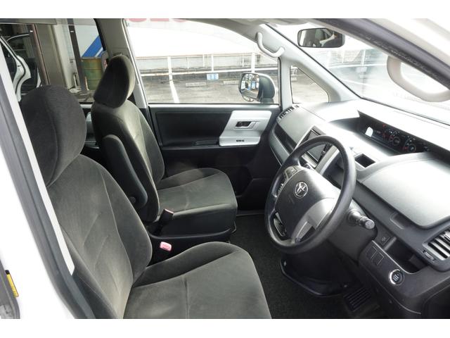 ノア X スペシャルエディション 当社お客様下取り車★ETC★バックカメラ★SDナビ★両側電動スライドドア★オートライト★プッシュスタート★スマートキー★後席モニター★3列シート★CVT★プッシュスタート★Bluetooth(28枚目)