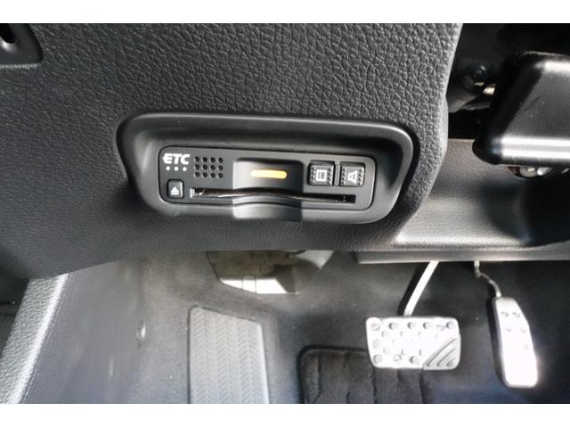 ヴェゼル ハイブリッドRS・ホンダセンシング 買取車両★女性ワンオーナー★前後ドライブレコーダー★ETC★バックカメラ★オートクルーズコントロール★レーンアシスト★パワーシート★衝突被害軽減システム★ SDナビ★オートライト★LEDヘッド(11枚目)