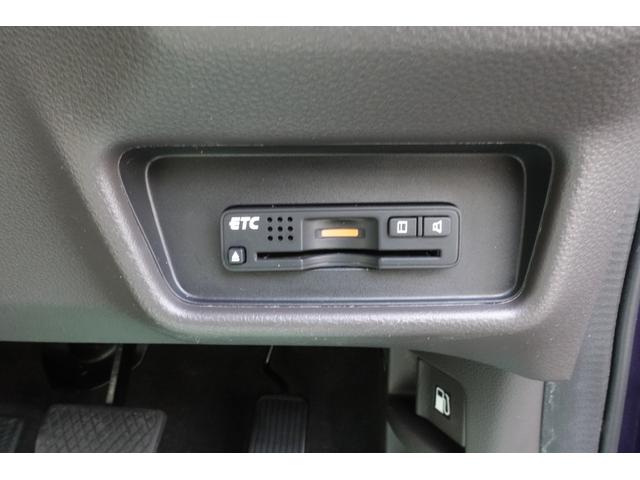 オデッセイ Ｇ・ＥＸ　１オーナー★４ＷＤ★ブラインドスポットＭ★ＥＴＣ★全周囲カメラ★ナビ★後席モニター★Ｃソナー★オートクルーズコントロール★衝突被害軽減★両側電動スライドドア★レザーシート★ＬＥＤ★スマートキー（9枚目）