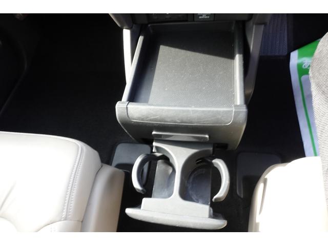 オデッセイ Ｇ・ＥＸ　１オーナー★４ＷＤ★ブラインドスポットＭ★ＥＴＣ★全周囲カメラ★ナビ★後席モニター★Ｃソナー★オートクルーズコントロール★衝突被害軽減★両側電動スライドドア★レザーシート★ＬＥＤ★スマートキー（36枚目）