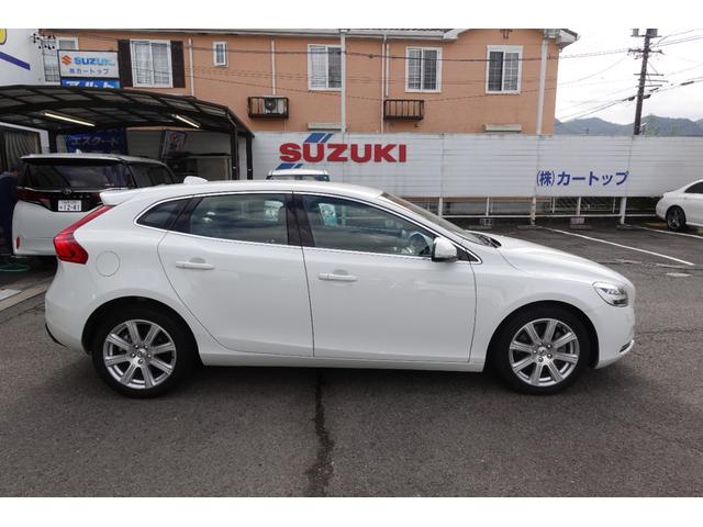 V40 T3 インスクリプション 当社お客様買取車両★前後ドライブレコーダー★ETC★バックカメラ★HDDナビ★クリアランスソナー★オートクルーズコントロール★レーンアシスト★衝突被害軽減システム★ブラックレザーシート★LEDヘッド(14枚目)